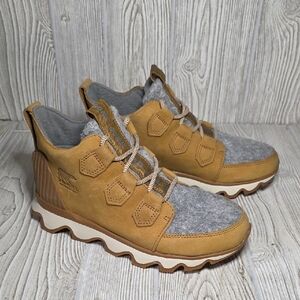 Sorel  Kinetic Caribou Camel Brown Leather Boots Womens Size 6.5